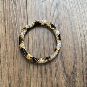 Francesca’s | Gold and Black Beaded Bracelet